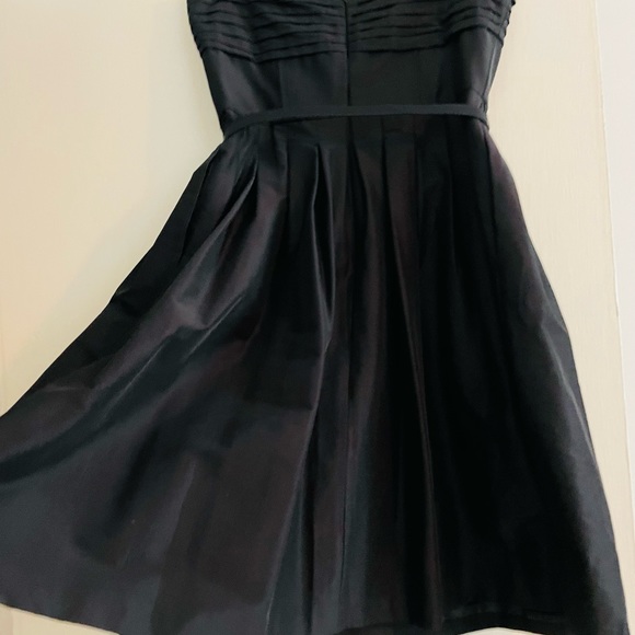 White House Black Market strapless dress with pleating detail and belt - Picture 3 of 9
